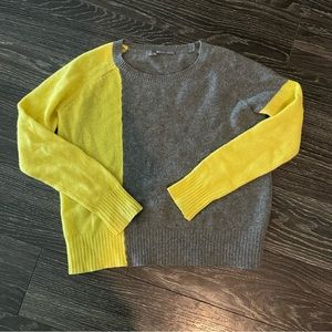 360 Cashmere Sweater Size Small